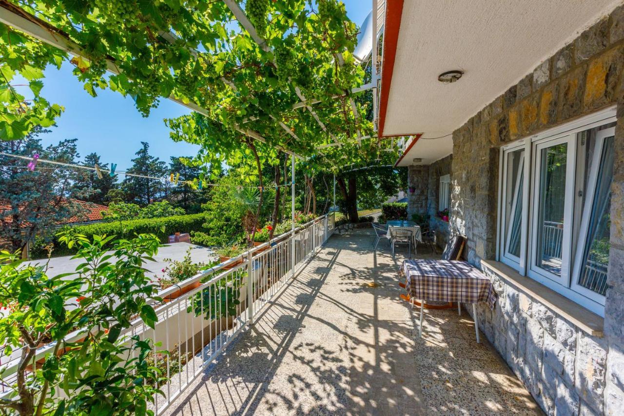Apartment Leo Nona Novi Vinodolski Eksteriør bilde
