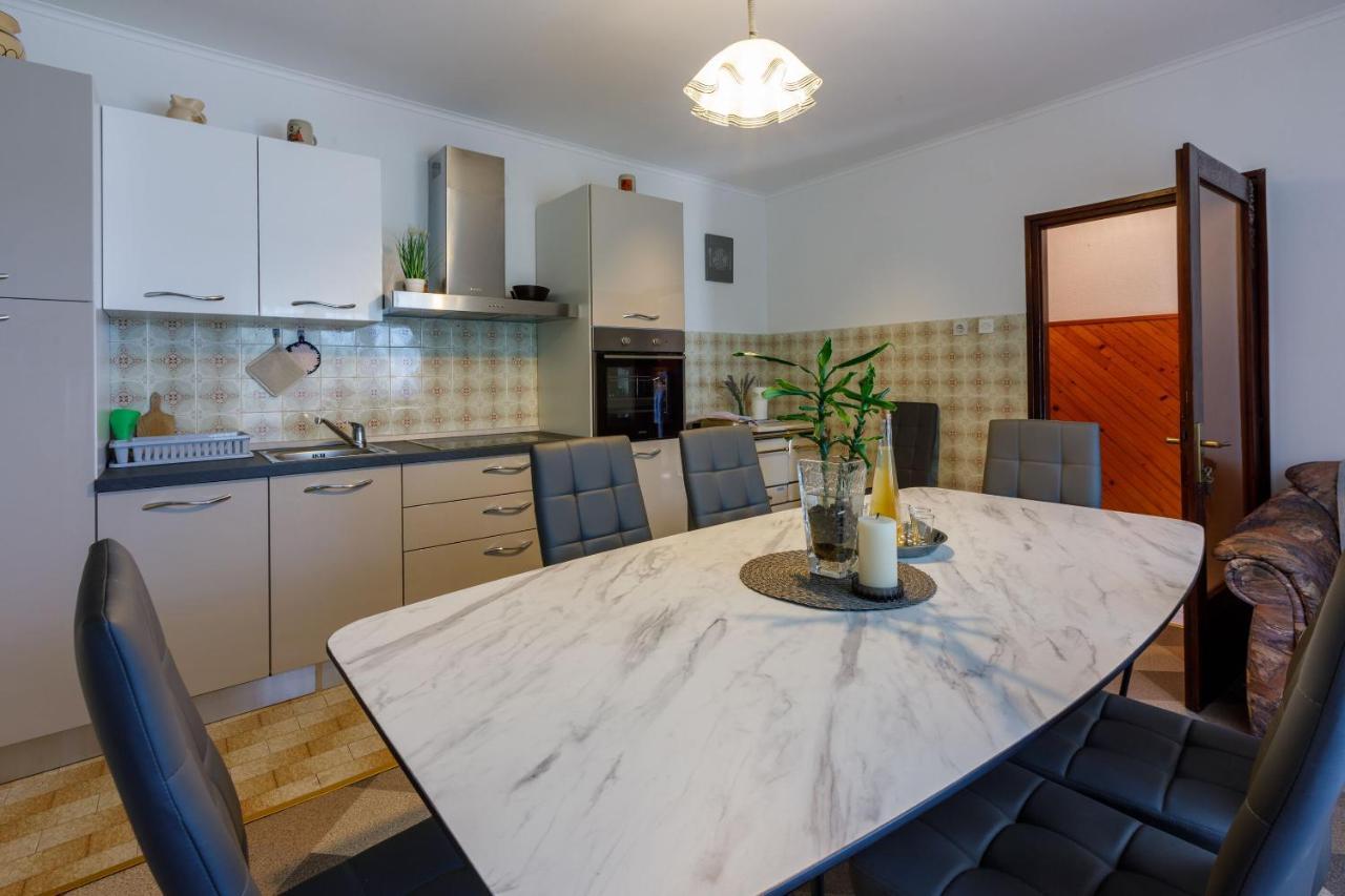 Apartment Leo Nona Novi Vinodolski Eksteriør bilde