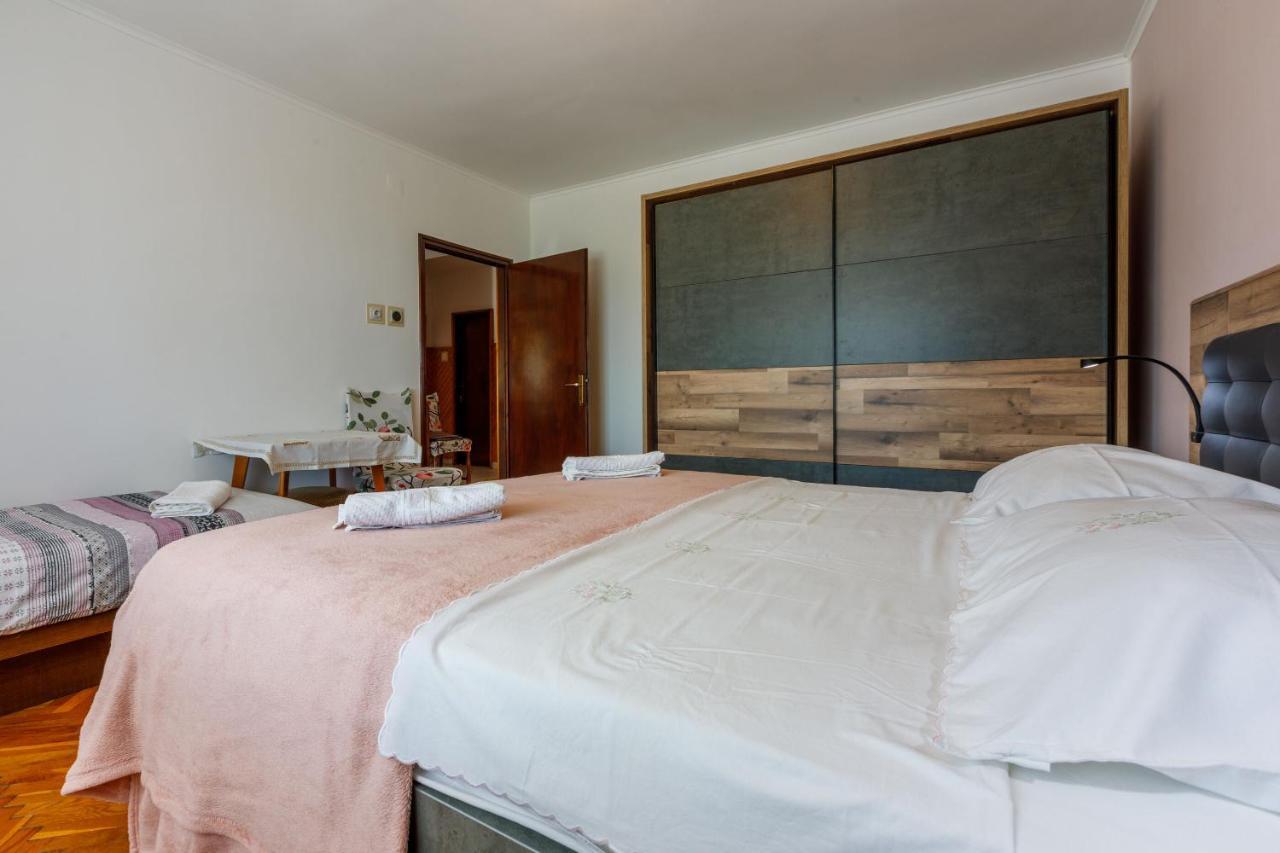 Apartment Leo Nona Novi Vinodolski Eksteriør bilde