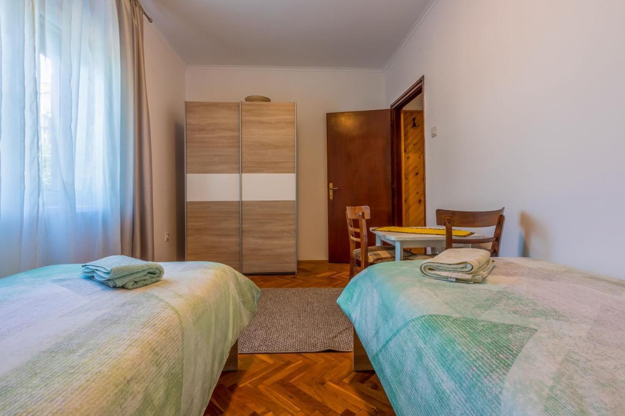 Apartment Leo Nona Novi Vinodolski Eksteriør bilde