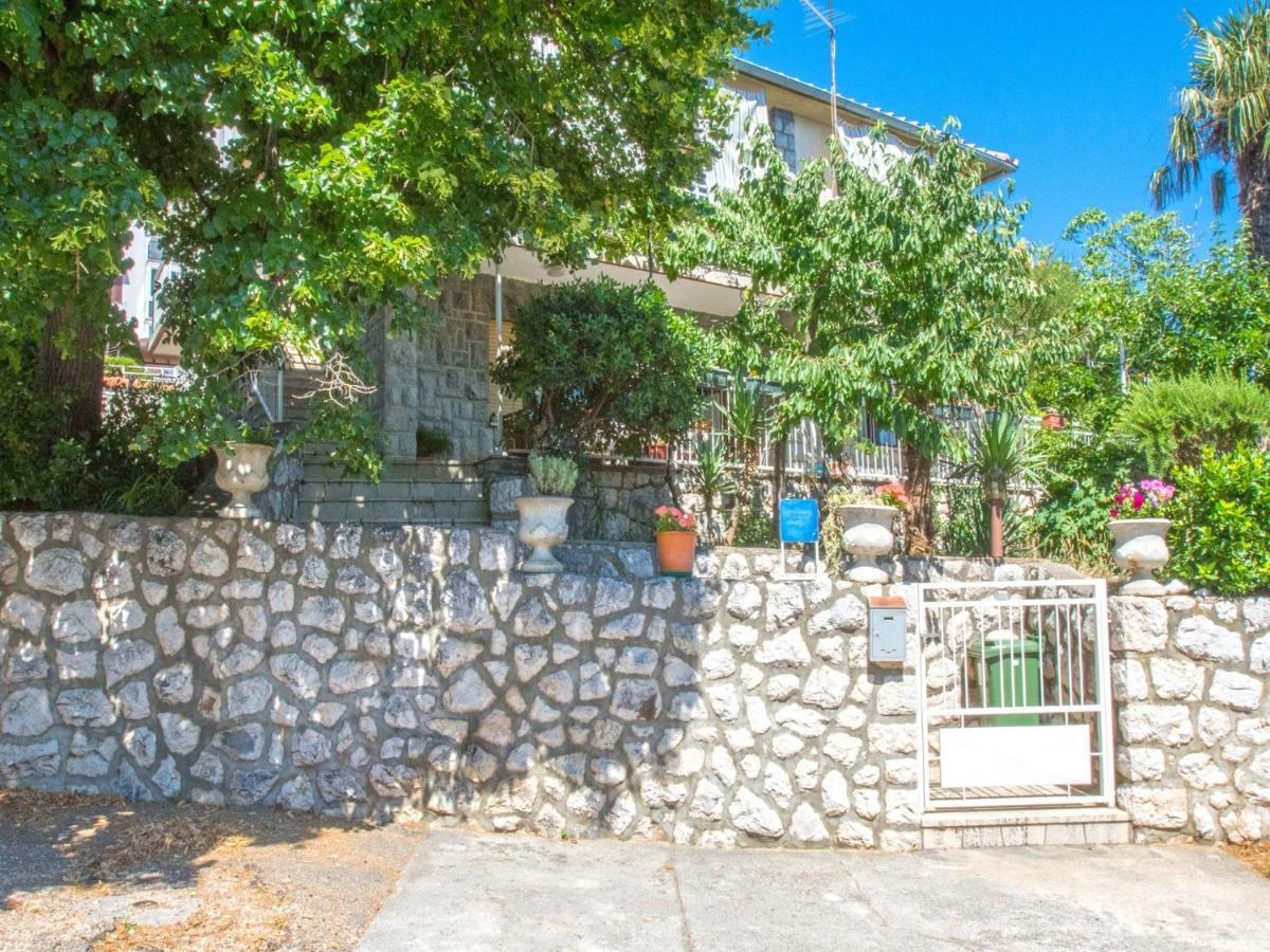 Apartment Leo Nona Novi Vinodolski Eksteriør bilde